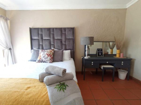 OR Tambo Stay Unit 1